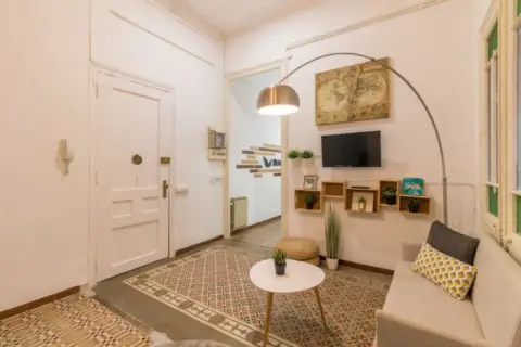 Habitación en Carrer Gran de Gràcia, 239