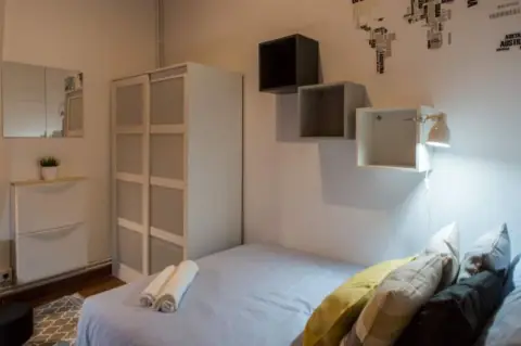 Habitación en Carrer de Sant Pere, 12