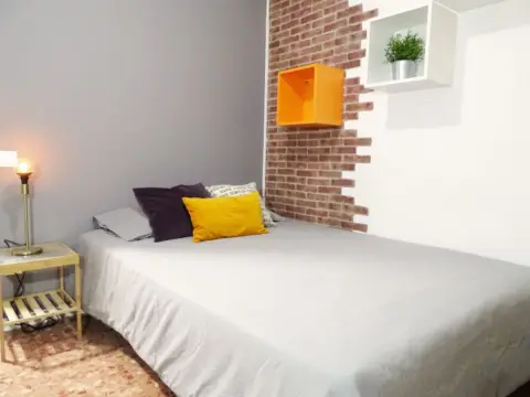 Habitación en Carrer de Roger de Llúria, 139