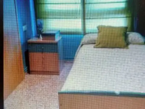 Habitación en Carrer de Benidorm, 19