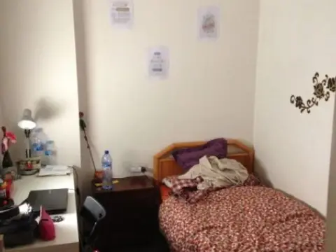 Habitación en Travessera de les Corts, 39