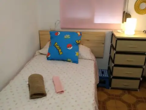 Habitación en calle del Padre Poveda, 27