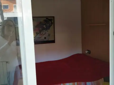 Habitación en Carrer de Bécquer, 39