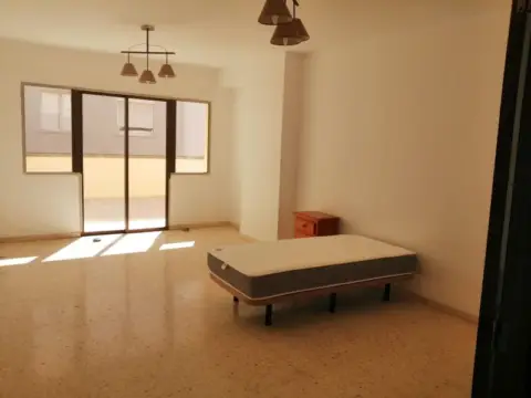 Habitación en calle Colmenares, 4