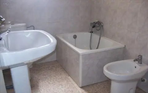 Habitación en calle de Calderón de la Barca, 13
