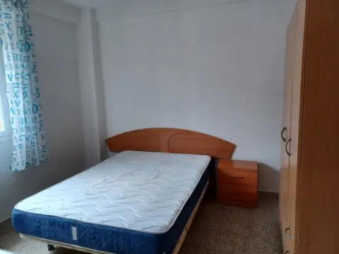 Habitación en calle de la Tortola, 9