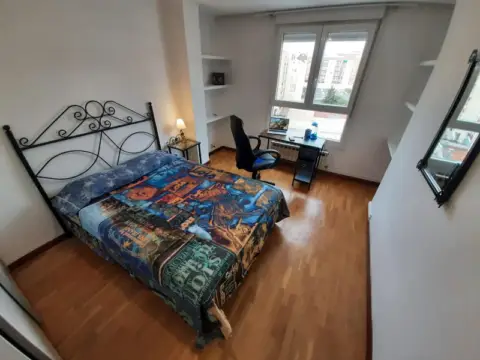 Habitación en Avenida de Colón, 6 - alojamiento en Centro (Logroño)