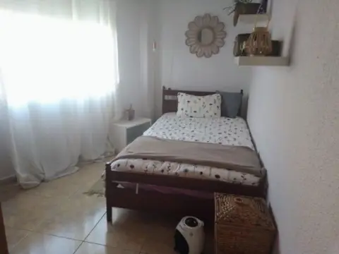 Habitación en calle de Rabasa, 8