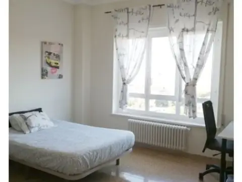 Habitación en Plaza de la Ciudadanía, 3