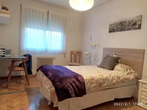 Habitación en calle de Curros Enríquez, 41