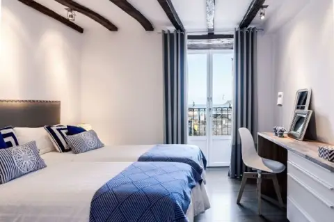 Habitación en Avinguda de Santa Coloma, 6