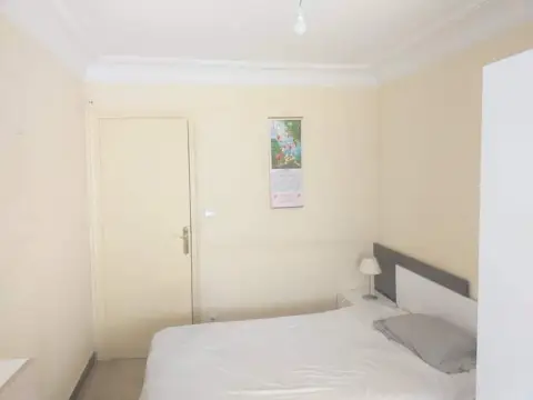 Habitación en calle del Alcalde Burriel, 6