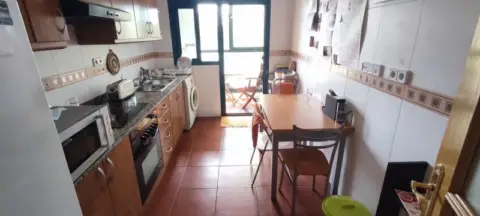 Habitación en calle del Llano de la Zaidía, 4