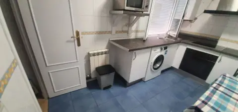 Habitación en calle de los Reyes Católicos, 8