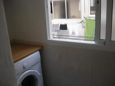 Habitación en calle Escenografo Ber, Carratala, nº 9