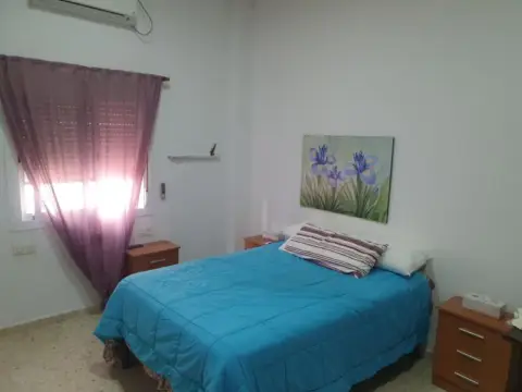 Habitación en Avenida de los Azahares, 2
