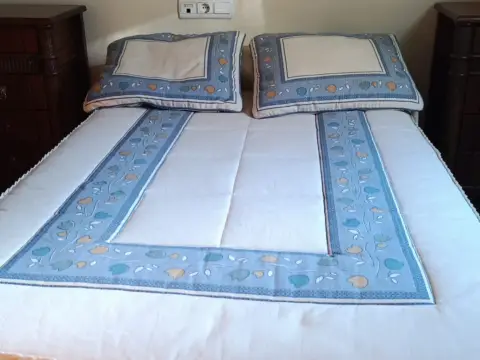 Habitación en calle de la Pianista Amparo Iturbi, 14
