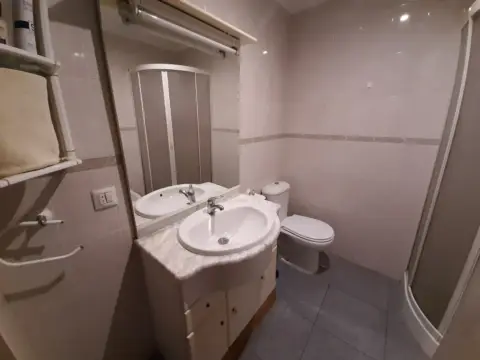 Habitación en calle Farmacéutico Murillo Herrera, 11