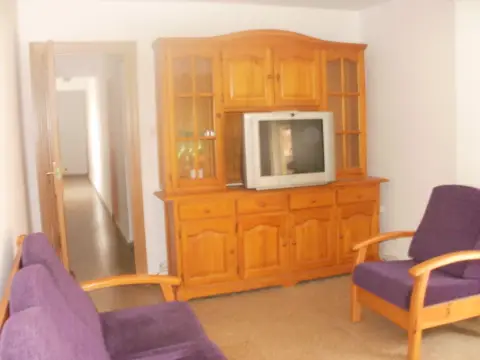 Habitación en calle de Isabel 'La Católica', 38