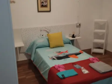 Habitación en calle de Segovia, 6