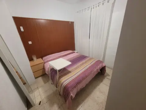 Habitación en calle de Fernando de Rojas, 3
