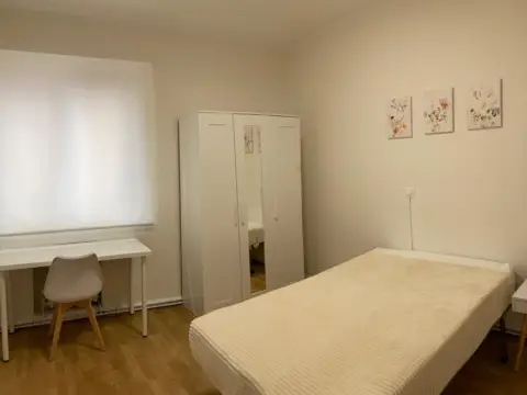 Habitación en calle de Samuel Sánchez, 5
