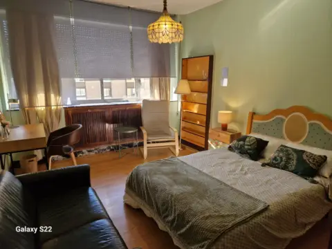 Habitación en calle de Don Jaime I, 33