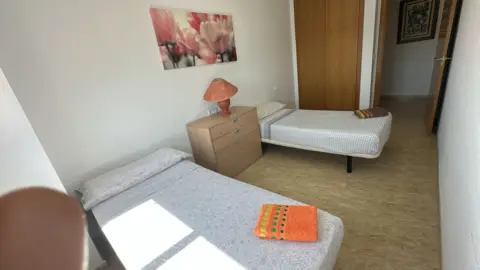 Habitación en Paseo Misionero Luis Fontes Servet, 15