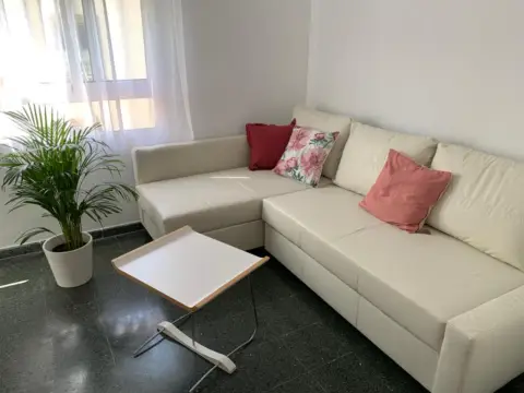 Habitación en calle del Poeta Quintana, 10