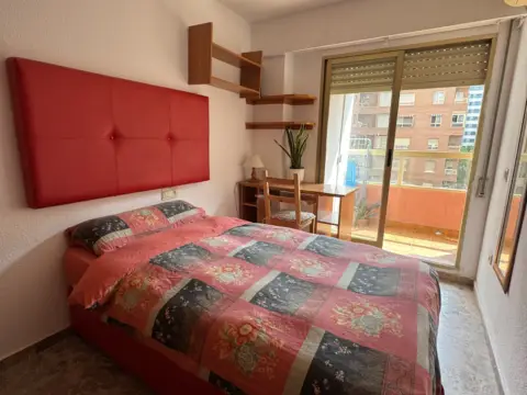 Habitación en calle del Pintor Luis Arcas, 6