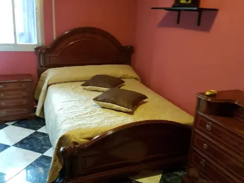 Habitación en calle de Álvaro Muñoz, 5