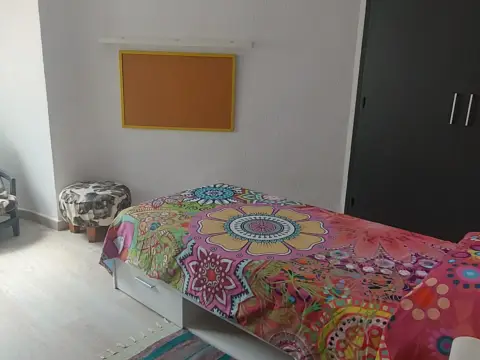 Habitación en calle del Teniente Llorca, 44