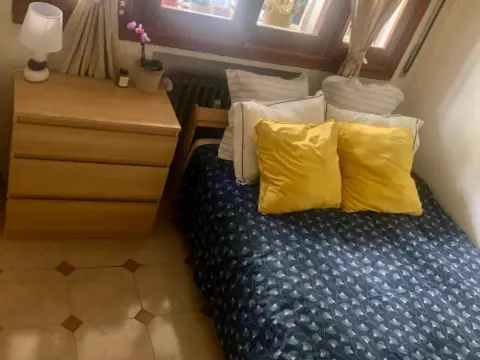 Habitación en Avenida del General Perón, 13