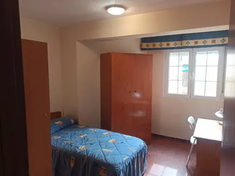 Habitación en calle de los Cantares, 5