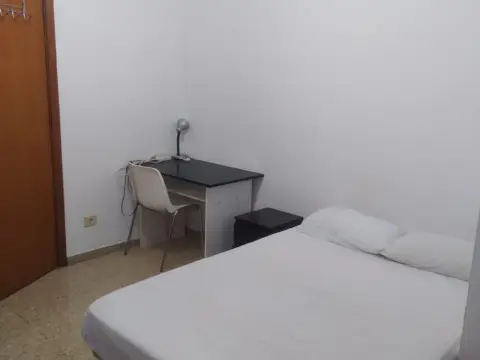 Habitación en calle Francisco Gourie, 6
