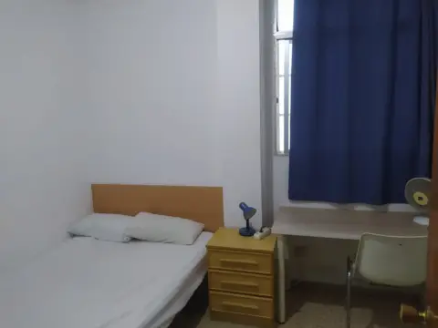 Habitación en calle Francisco Gourie, 6