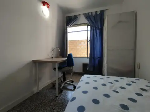 Habitación en calle del Obispo Sancho d'Àvila, 22