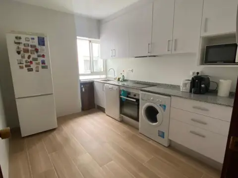 Habitación en calle de Juan Escalante de Mendoza, 11