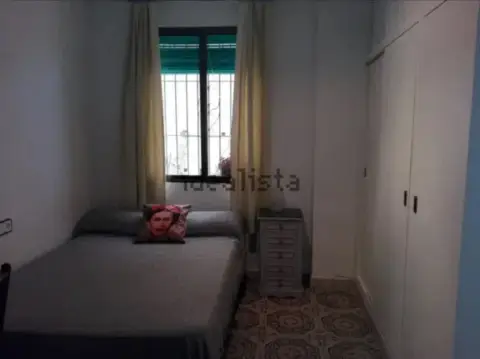 Habitación en calle Fotógrafa Pilar Cortés Alemañ, 10