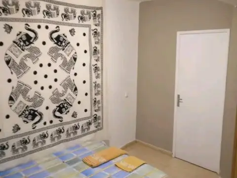 Habitación en Carrer de les Acàcies, 17