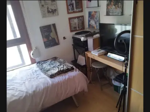 Habitación en Avenida del Catedrático Soler, 43