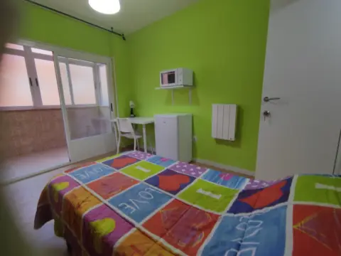 Habitación en calle de Santa Catalina, 9