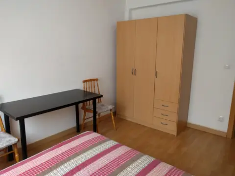Habitación en calle de Fernando Díaz de Mendoza, 19