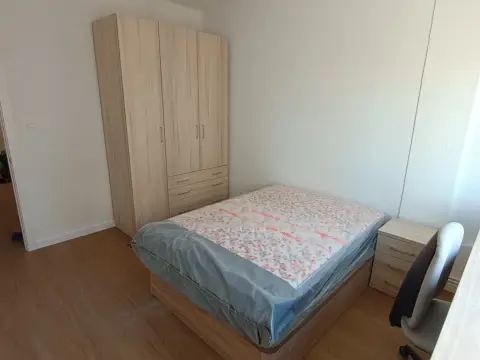 Habitación en calle Muñoz Seca, 2