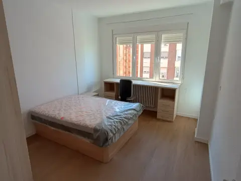 Habitación en calle Muñoz Seca, 2