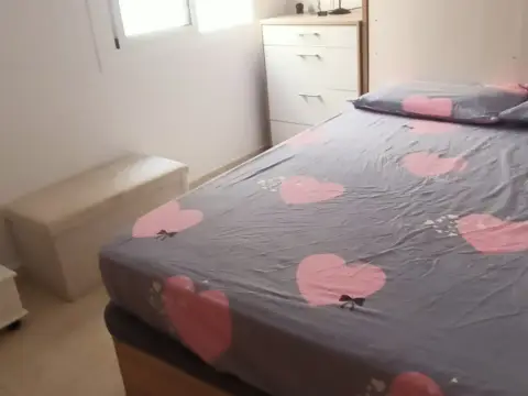 Habitación en Carrer de Canarias, 10