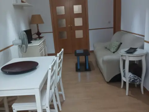 Habitación en calle de Trajano, 19