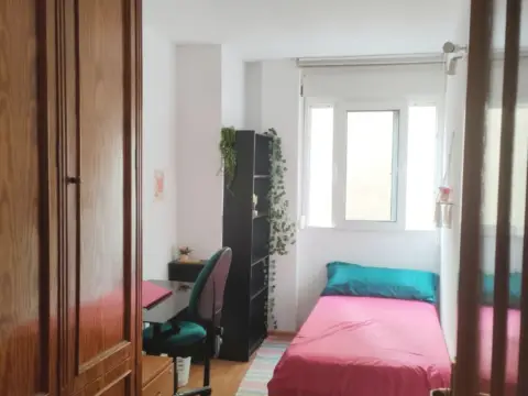 Habitación en calle de Luisa Aledo, 7