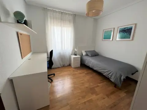 Habitación en Paseo de Don Fernando El Católico, 14