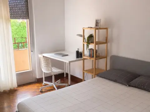 Habitación en Paseo de Don Fernando El Católico, 11